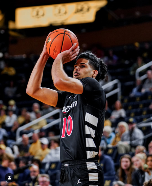 Recap: Cincinnati 100 Michigan 98